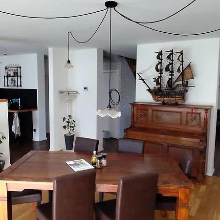 Grosse Klecks Mit Sauna Apartment